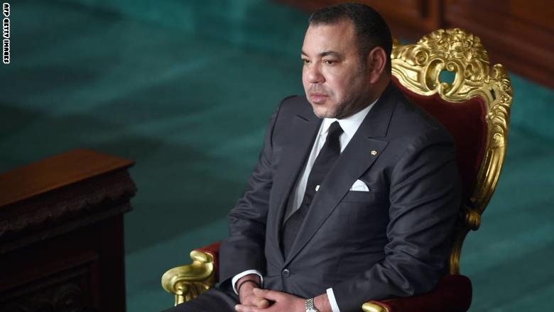 Moroccan King Mohammed VI listens during a session at Tunisia's Constituent Assembly on May 31, 2014 in Tunis. King Mohammed arrived in Tunis on May 30, 2014 for his first official visit to the country since the January 2011. AFP PHOTO / FETHI BELAID (Photo credit should read FETHI BELAID/AFP/Getty Images)