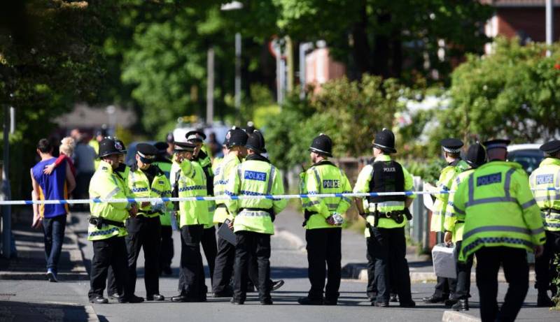 الشرطة تغلق محطة نقل جسر لندن بعد عملية دهس جماعي