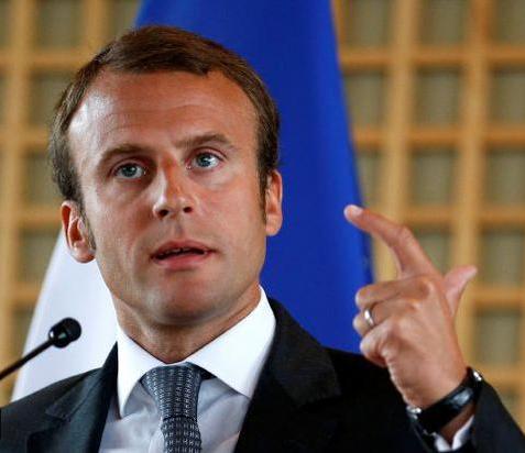 فرنسا تُعلن عزمها التدخل لحل الأزمة الخليجية