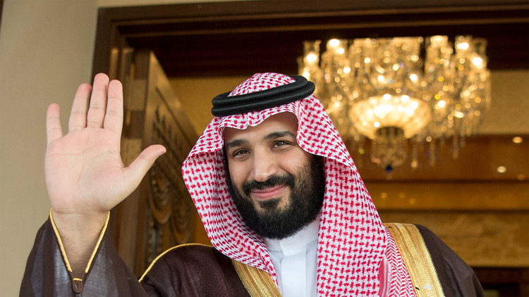 ولي العهد السعودي يؤكد عمق العلاقات مع الأسرة المالكة في قطر