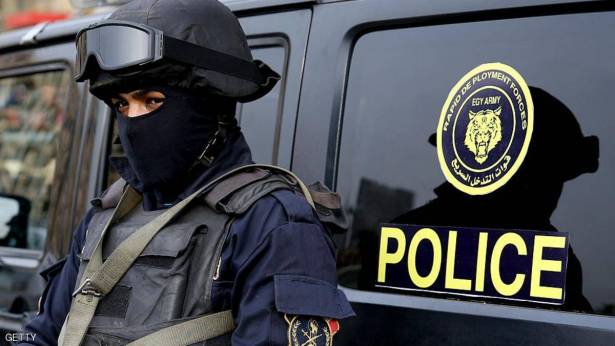 مقتل 15 رجل امن مصري خلال عملية دهم لبؤرة ارهابية