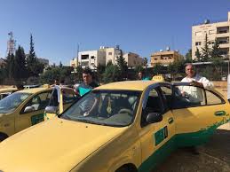 الأمن يمنع سائقي الأصفر من الاعتصام قرب دار الحكومة
