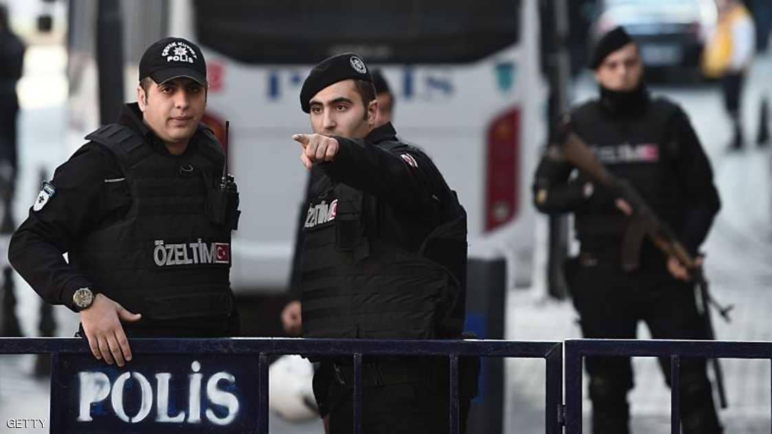 تركيا : اعتقال جنديين يونانيين بتهمة التجسس