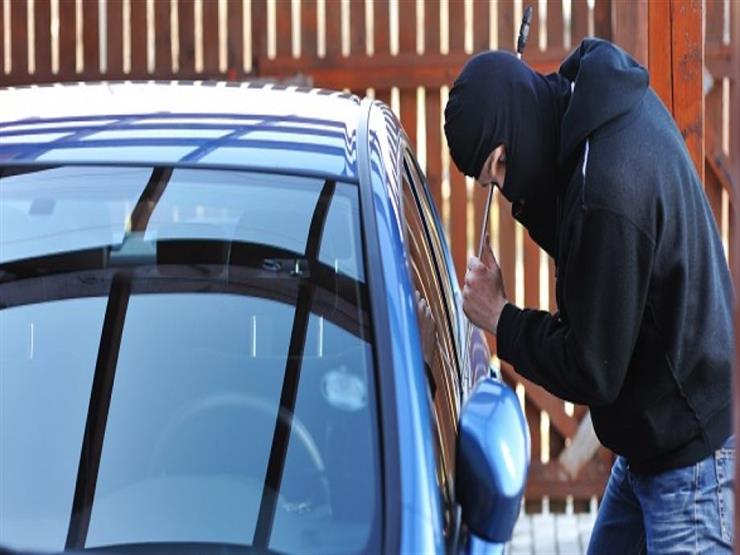 القبض على 3 اشخاص ارتكبوا 13 سرقة مركبات