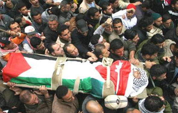 137 شهيدا فلسطينيا و16100 اصابة منذ انطلاق مسيرات العودة