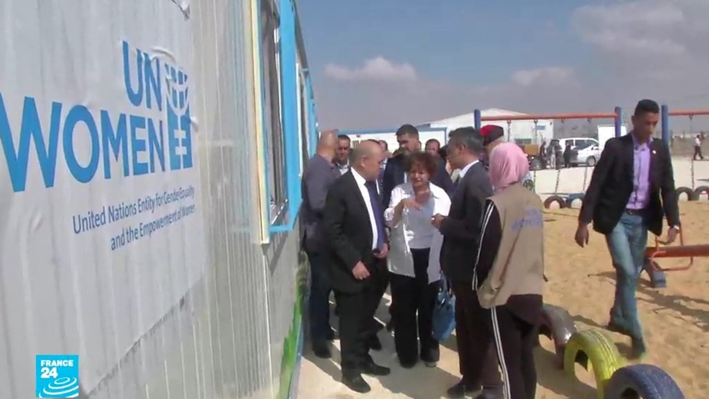وزير الخارجية الفرنسي يتفقد مشروع “الواحة” بمخيم الأزرق ..فيديو