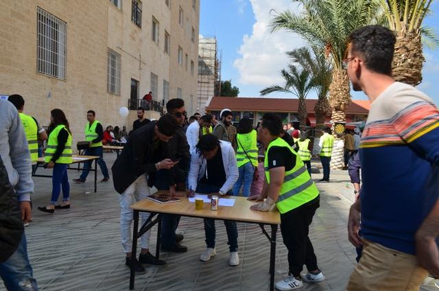 مكتب الارشاد الوظيفي ومتابعة الخرجين في “عمان الاهلية ” ينظم لقاءا تعريفيا للطلبة