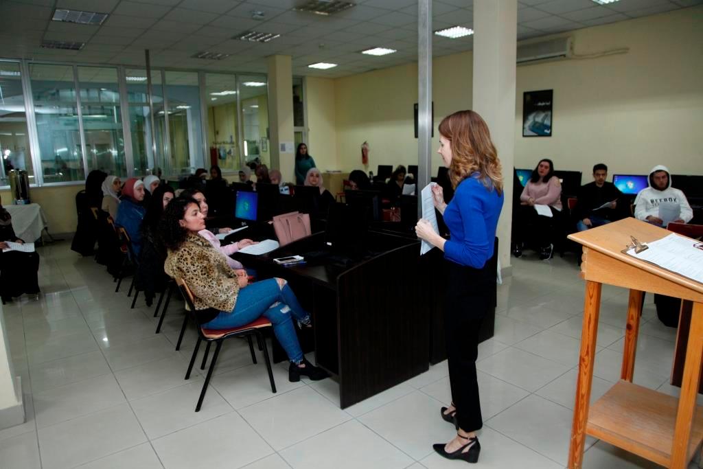 جامعة البترا تعقد ورشة عمل “التمكين المهني” بالتعاون مع السفارة الأمريكية