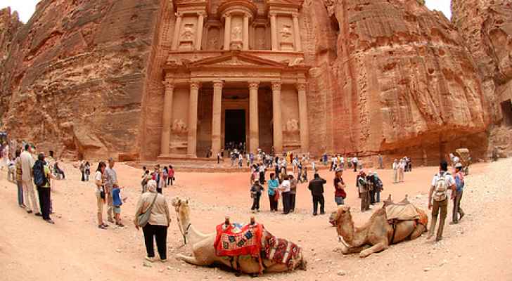 وزارة السياحة تتابع أحوال السياح خلال ساعات المنخفض