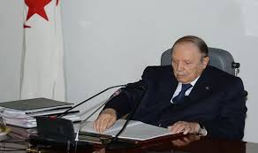 الجزائر.. بوتفليقة (82) عام يتطلع لولاية خامسة