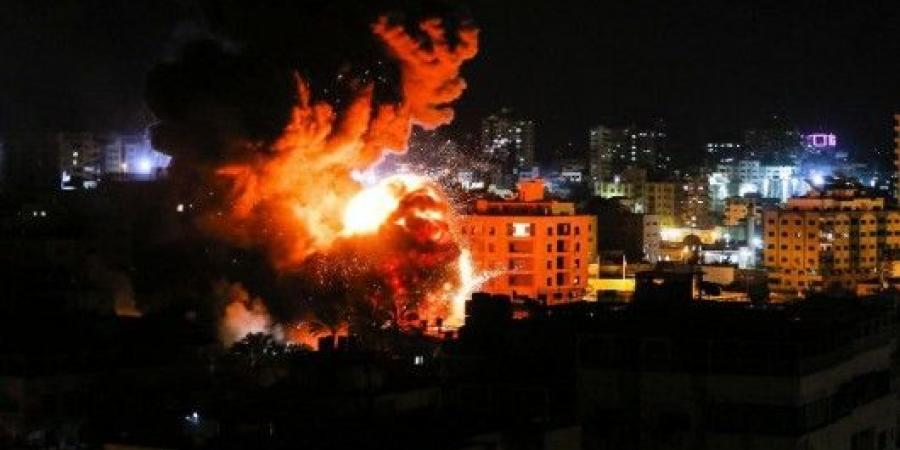 غزة :قصف اسرائيلي يستهدف نقاط رئيسية شرق دير البلح وشرق البريج