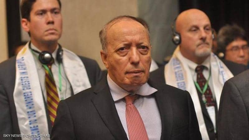 الجزائر : اعفاء مدير المخابرات من منصبه