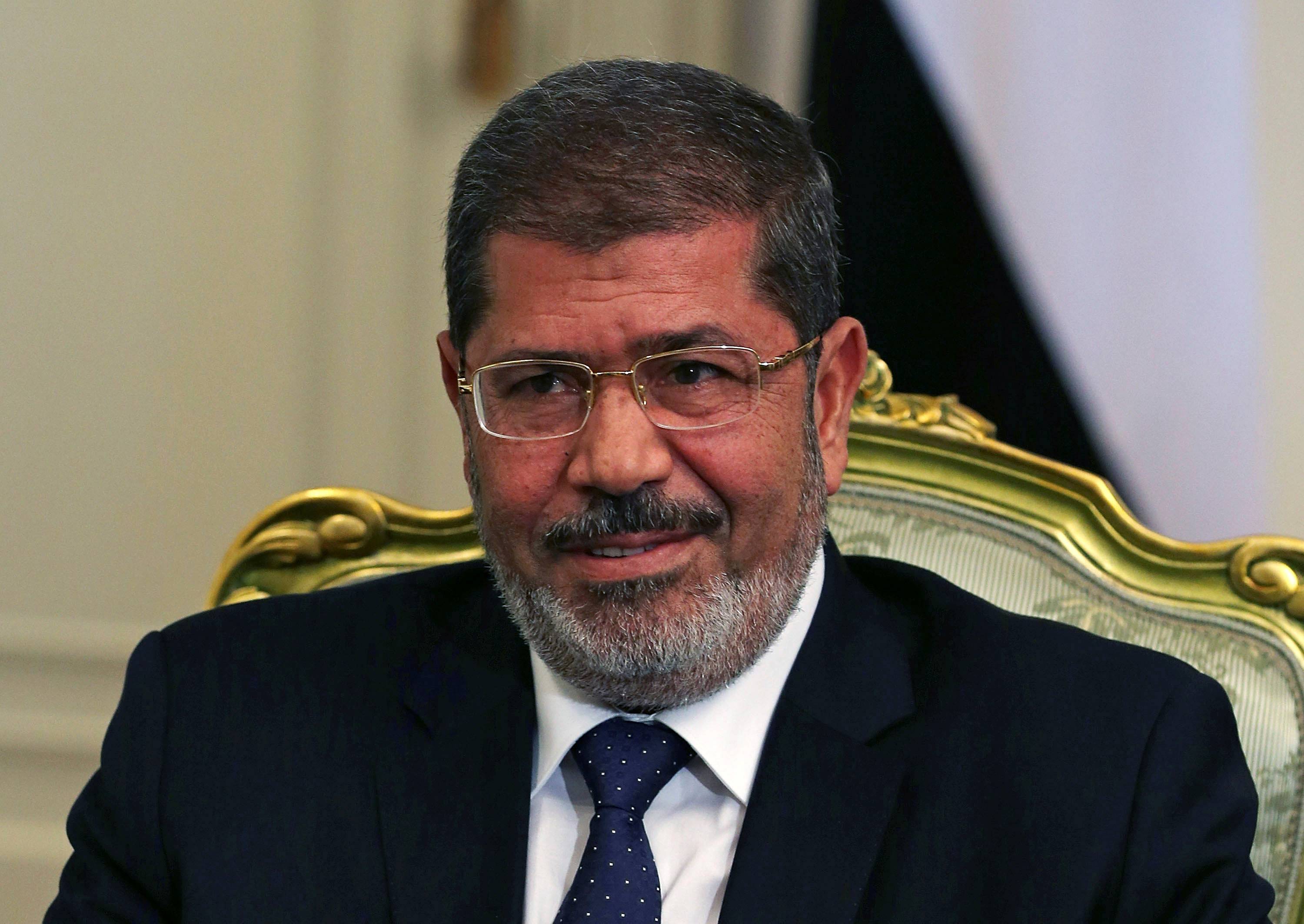 FILE PHOTO: Egypt's President Mohamed Mursi participates in a meeting with U.S. Defense Secretary Leon Panetta at the presidential palace in Cairo July 31, 2012. REUTERS/Mark Wilson/File Photo