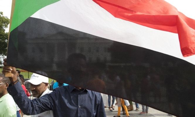 مقتل ٤ مواطنين سودانيين في أول يوم للعصيان المدني