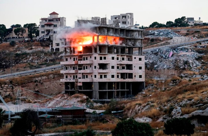 الاحتلال يهدم منزلا في عرعرة داخل اراضي عام 48