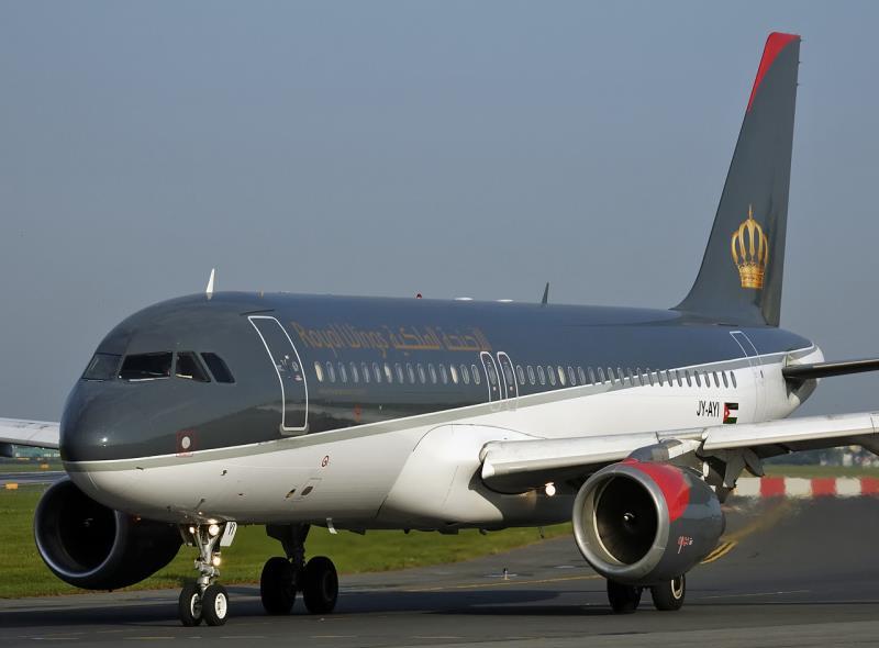 خلل فني يعيد طائرة للملكية الى مطار عمان كانت متوجهة الى نيويورك