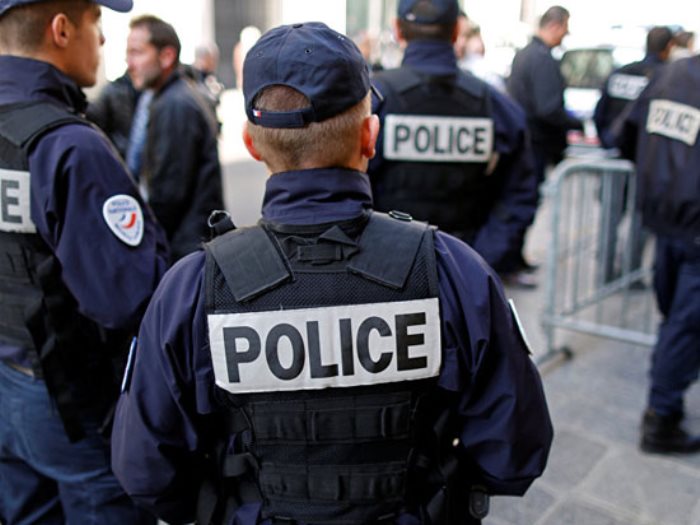 مقتل 4 أشخاص في هجوم بسكين بمقر شرطة باريس
