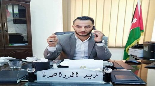 الزواهرة يترأس اجتماعا لرؤساء الأقسام والمراقبين الصحيين ببلدية الزرقاء