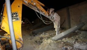 بلدية الزرقاء تزيل ٣٧ مخزنا مخالفا تقع على شارع الجيش