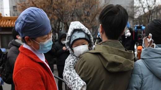 الصين : انخفاض معدل الاصابات الجديدة بفيروس كورونا