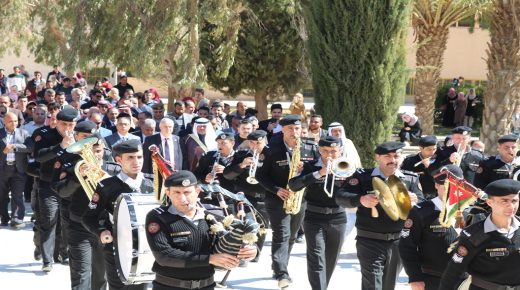 جامعة الحسين بن طلال تحتفل بعيد ميلاد جلالة القائد وبيوم المتقاعدين العسكريين والمحاربين القدامى