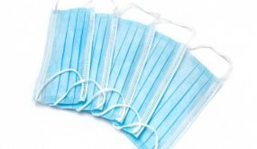 شركتان اردنيتان تتبرع بمليون كمامة