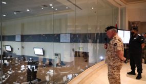 الملك لـ الأمن العام: بوجود نشامى مثلكم، وبتعاون المواطنين إن شاء الله، الأردن قادر على تجاوز الصعوبات