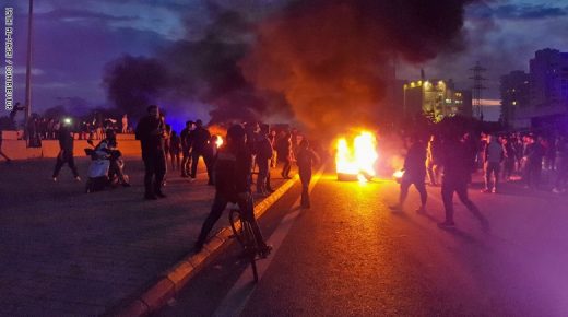لبنان: مواجهات بين محتجين والجيش في طرابلس