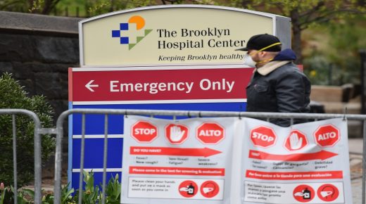 A person waits in line to get tested for the COVID-19 virus at Brooklyn Hospital Center on March 31, 2020 in the Brooklyn borough of New York. (Photo by Angela Weiss / AFP)