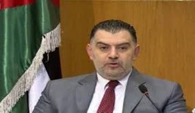 وزير العمل يشيد بتعاون أطراف عملية الإنتاج