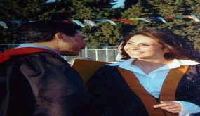 الدكتور الرحامنه يهنىء الدكتورة نورة اللوزي