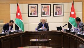 الرزاز يؤكد اهمية الفصل بين السلطات الثلاث،التنفيذية والقضائية، والتشريعية