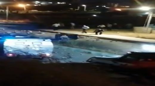 اصابة 7 رجال امن خلال احتجاجات الكرك وحماد لا تهاون مع المعتدين