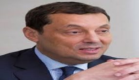 انتهاء عقد بيشلر وتكليف دروزة بمهامه بالأضافة لرئاسته مجلس ادارة الملكية