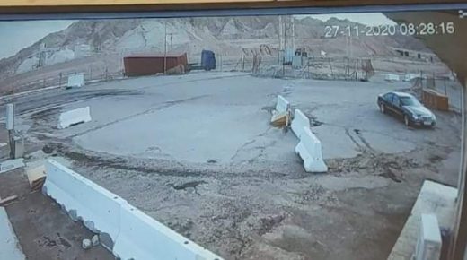 العقبة : تدهور تريلا بمنطقة ميناء الحاويات.. فيديو