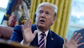 القضاء العراقي يصدر مذكرة قبض بحق الرئيس الأمريكي دونالد ترامب