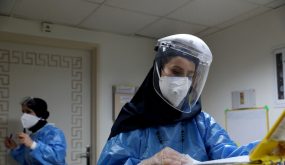 إيران: سنتلقى 4.2 مليون جرعة من لقاح “أسترازينيكا” منتصف فبراير