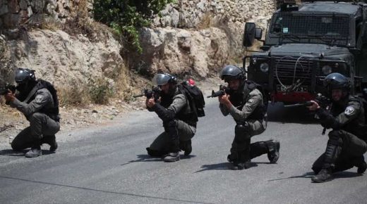 إصابة فلسطينيين اثنين برصاص الجيش الإسرائيلي وسط الضفة