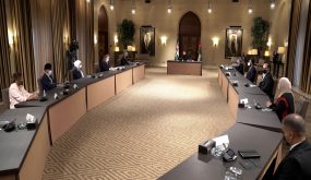 الملك يثني على جهود متطوعين ورياديين في خدمة المجتمع