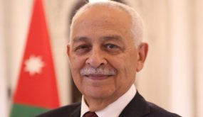 العيسوي ينقل تعازي الملك إلى العميان