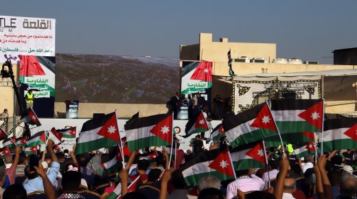 مهرجان حاشد نصرة ودعما للأشقاء في فلسطين