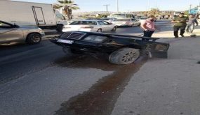 وفاة امرأة وانشطار مركبة ثلاثة اجزاء بحادث تصادم بمنطقة عين الباشا .. فيديو