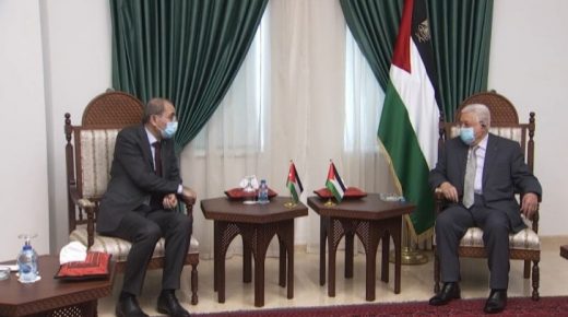 وزير الخارجية ينقل رسالة من جلالة الملك للرئيس الفلسطيني