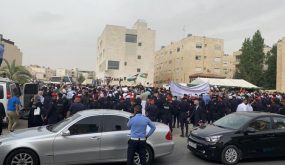 فيديو .. وقفة احتجاجية تدعو لطرد سفير اسرائيل من الاردن