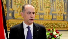 عائلة سفيرنا لدى اسرائيل ترد على منتقديه لحضوره وليمة رئيس الكيان