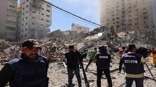 الاحتلال يمنع دخول الصحافة الأجنبية الى قطاع غزة