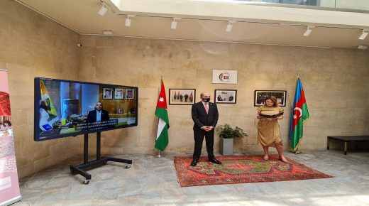 أمانة عمان والسفارة الأردنية تقيمان معرض مسيرة 100 عام في باكو