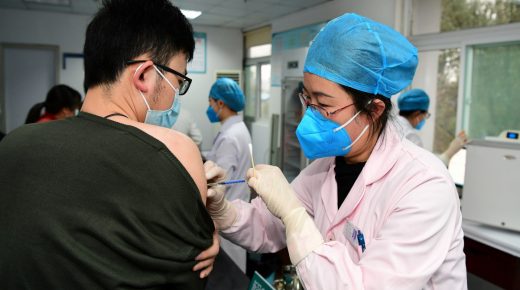 عالم اوبئة: اللقاحات الصينية فعالة ضد المتحور دلتا