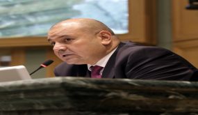 مجلس النواب يرفض المساس بمكانة ومنزلة الملك