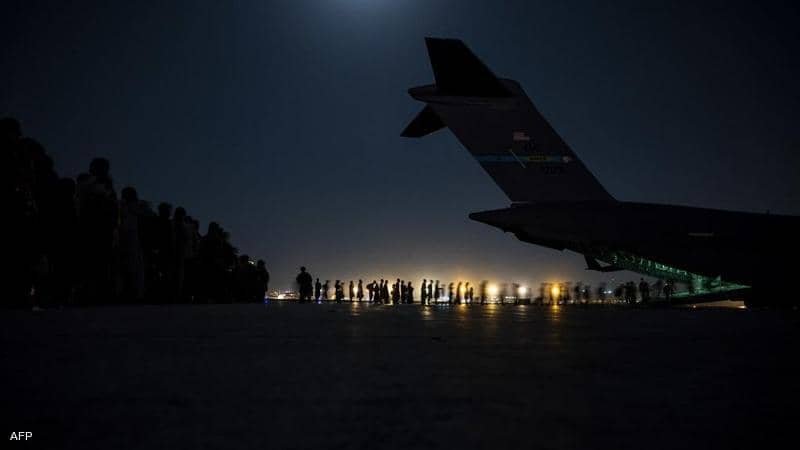 قوات أميركية وألمانية تشتبك مع مجهولين في مطار كابل